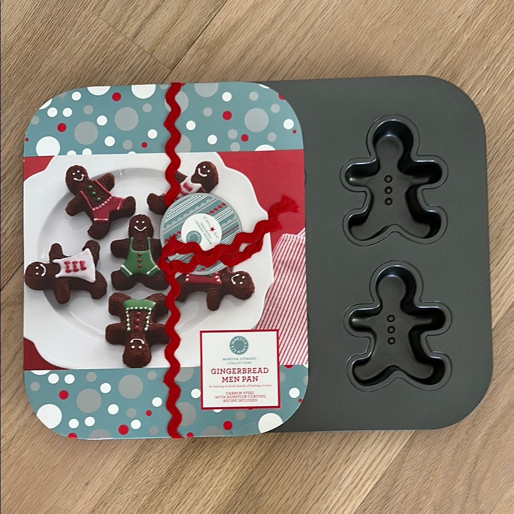 Martha Stewart Gray Gingerbread Men Pan